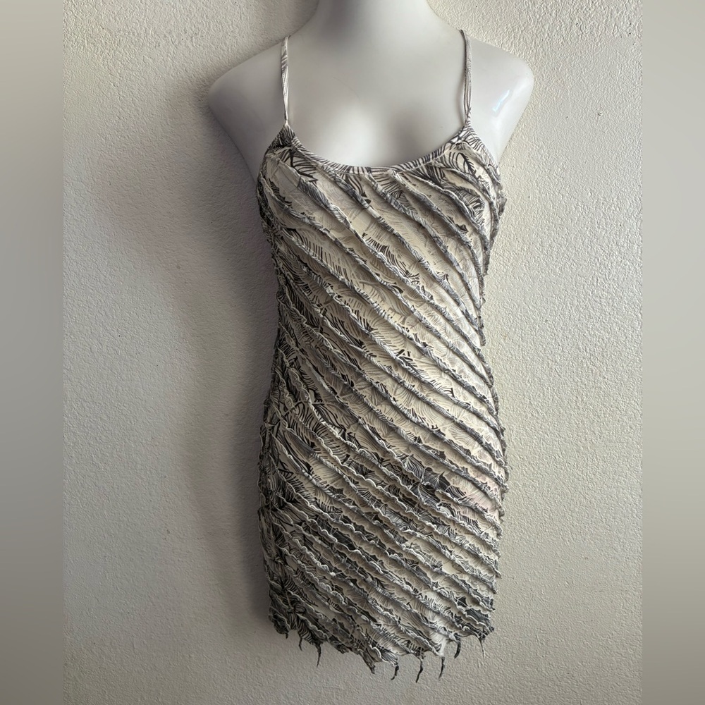JuJu & B Distressed Textured Layered Slip Dress in Cream and Gray L